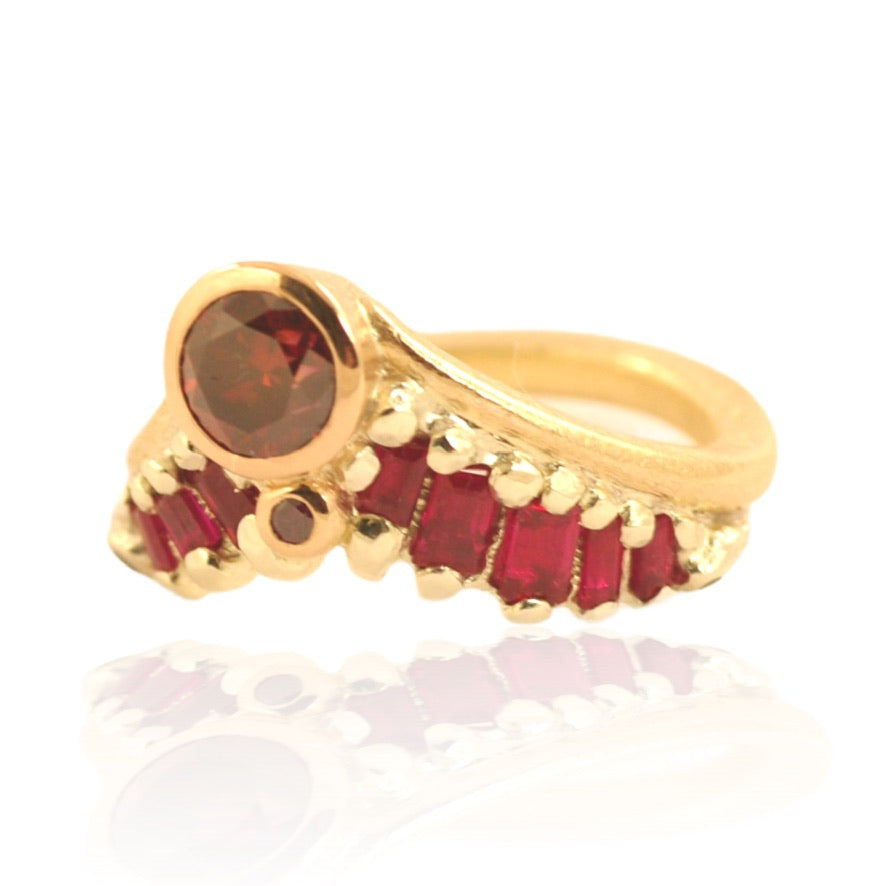 Charmain&#39;s Custom Bespoke V-Shaped Curve Ring  | In Remodelled 18ct Yellow, White And Red Gold | Set With Her Own Red Diamond And Baguette Rubies