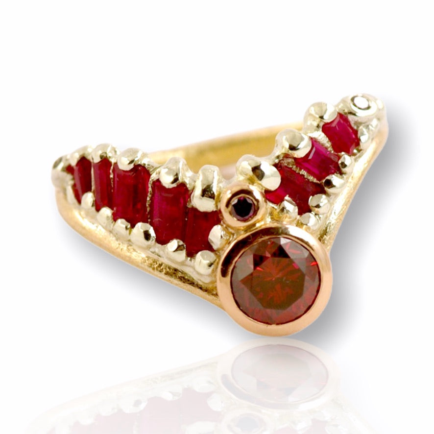 Charmain&#39;s Custom Bespoke V-Shaped Curve Ring  | In Remodelled 18ct Yellow, White And Red Gold | Set With Her Own Red Diamond And Baguette Rubies