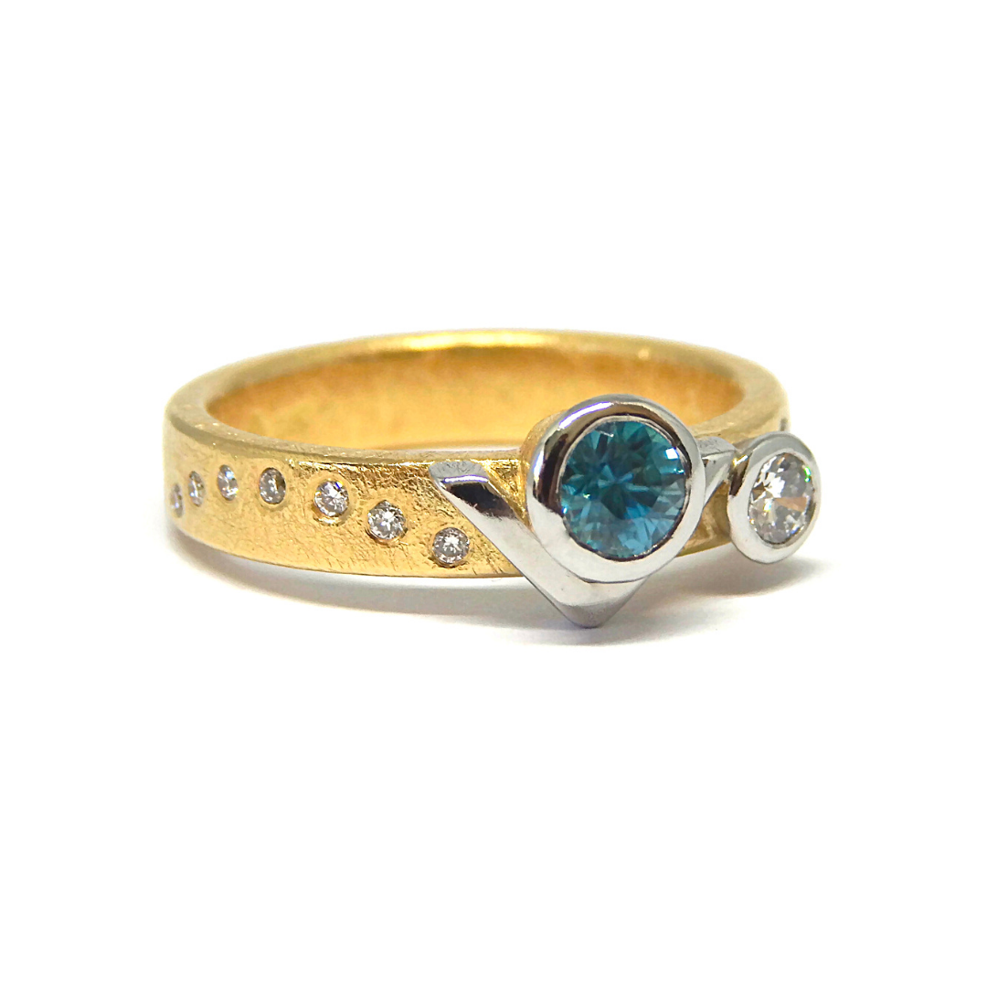 Roccio&#39;s Custom Bespoke Sea Shore Shaped Stacker Ring | In 18ct Yellow Gold And Platinum | Set With Blue Zircon And Diamonds