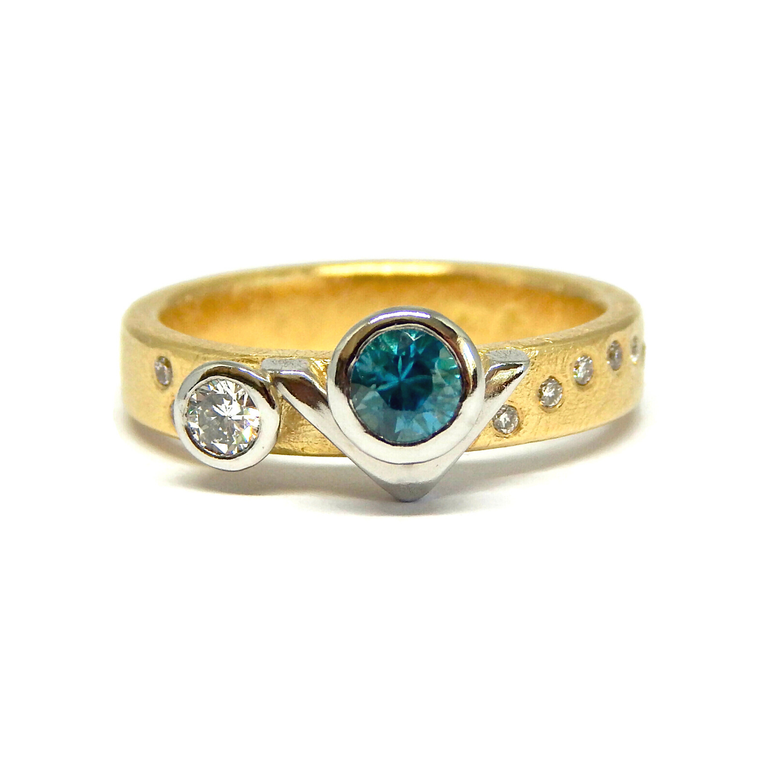 Roccio's Custom Bespoke Sea Shore Shaped Stacker Ring | In 18ct Yellow Gold And Platinum | Set With Blue Zircon And Diamonds