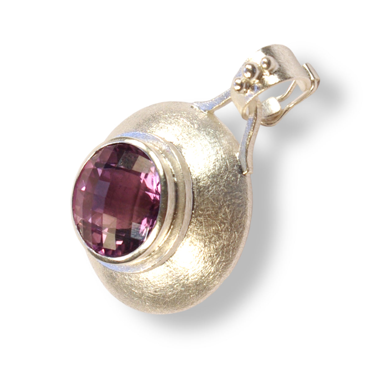 Heather&#39;s Custom Bespoke Circular Shaped Clip-On Pendant For Pearls  | In Silver | Set With Amethyst