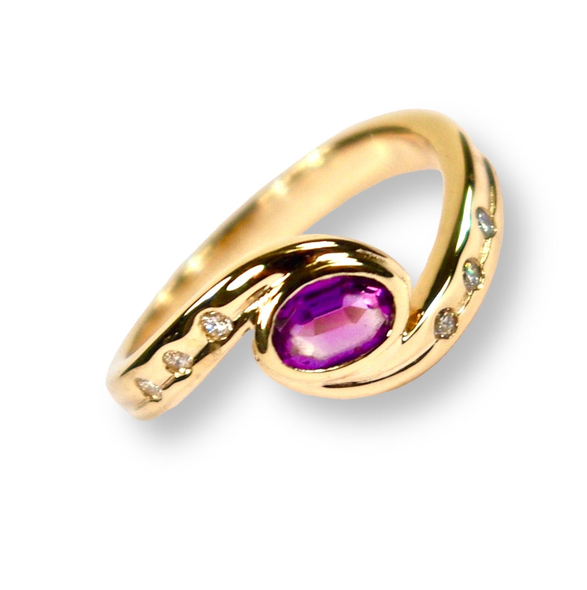 Mavis&#39;s Custom Bespoke Curved Twist Ring | In Remodelled 9ct Yellow Gold | Set With Her Own Amethyst And Diamonds