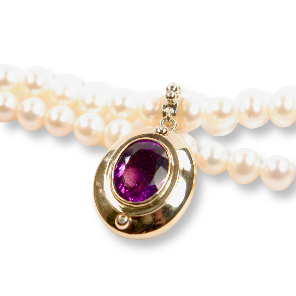 Elsie&#39;s Custom Bespoke Oval Clip-On Pendant For Pearls  | In Remodelled 9ct Gold | Set With Her Own Amethysts