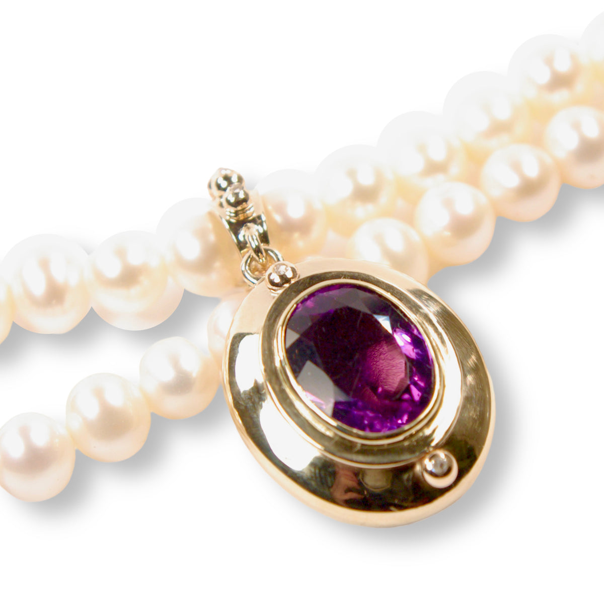 Elsie&#39;s Custom Bespoke Oval Clip-On Pendant For Pearls  | In Remodelled 9ct Gold | Set With Her Own Amethysts