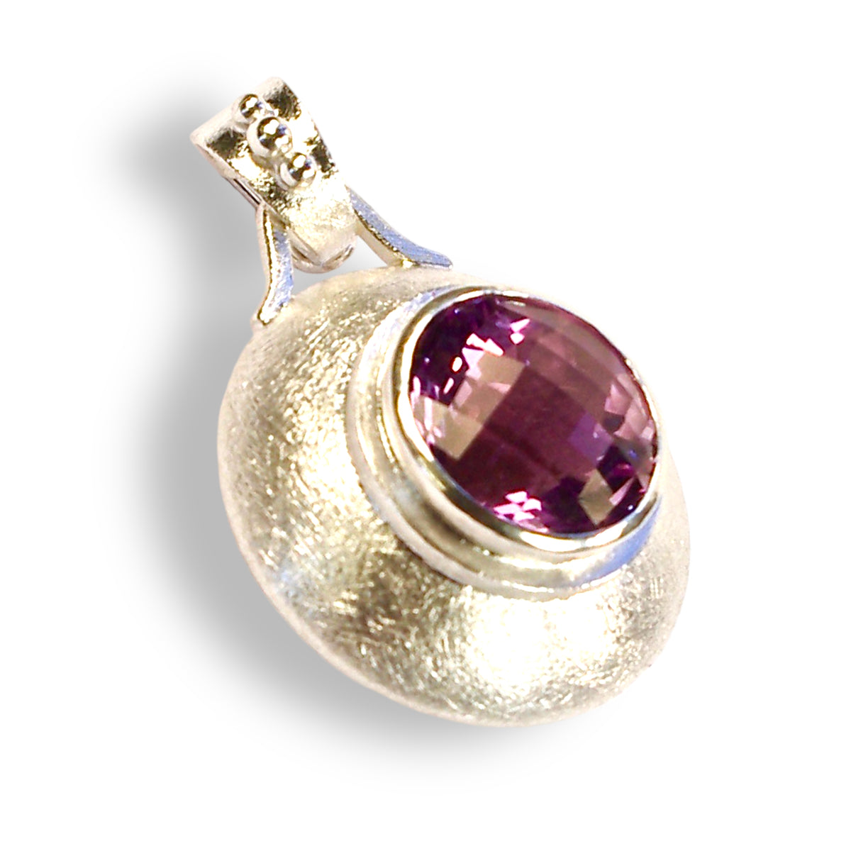 Heather&#39;s Custom Bespoke Circular Shaped Clip-On Pendant For Pearls  | In Silver | Set With Amethyst
